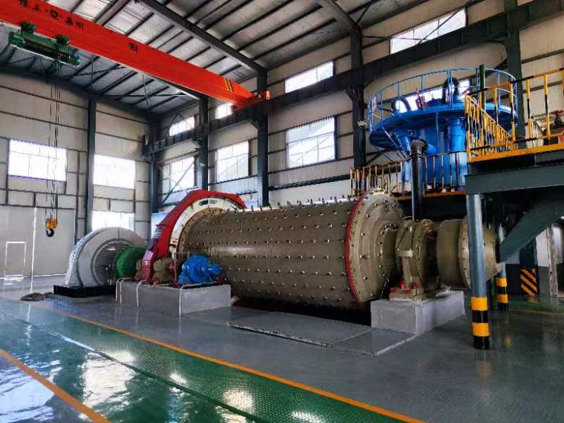 Qingdao Qingzhong Machinery jne peakokkulepete projekt Zhaoyuan Xindongzhuang 2000-tonnist päevane kuldtöötluse tehas